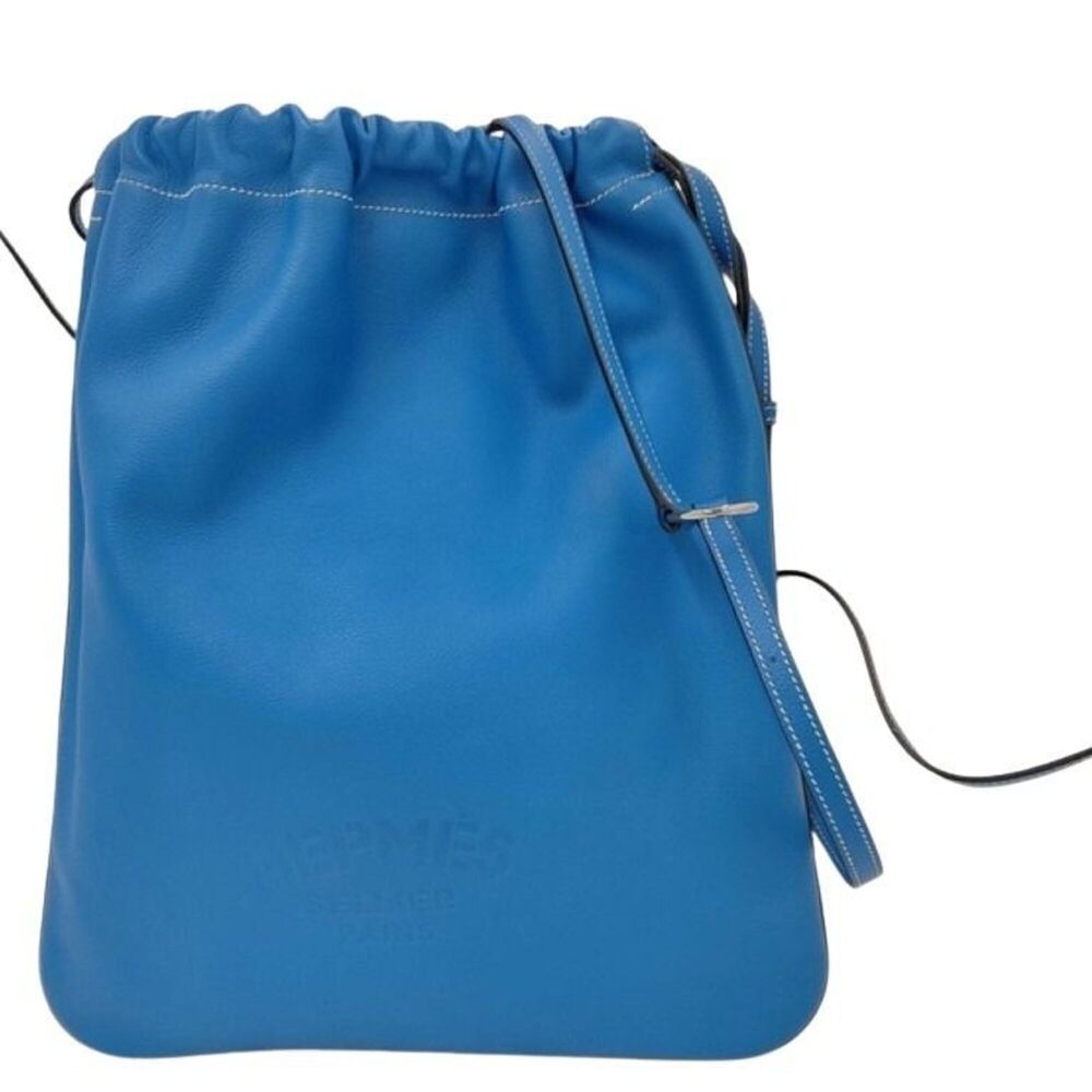 HERMES Bridado shoulder bag, Blue Zanzibar, Evercolor, for women.